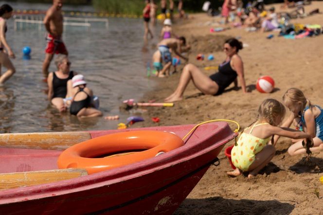 Otwierają popularne kąpieliska we Wrocławiu. Sprawdź, gdzie wybrać się nad wodę