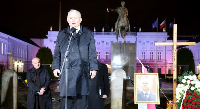 Kaczyński ZDRADZIŁ, kiedy skończą się miesięcznice. Jest WARUNEK