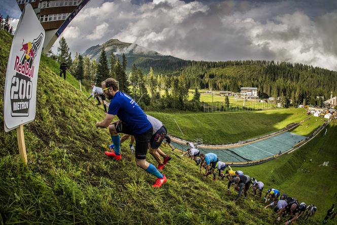 Red Bull 400 - zobacz, jak będą wbiegać na szczyt Wielkiej Krokwi!