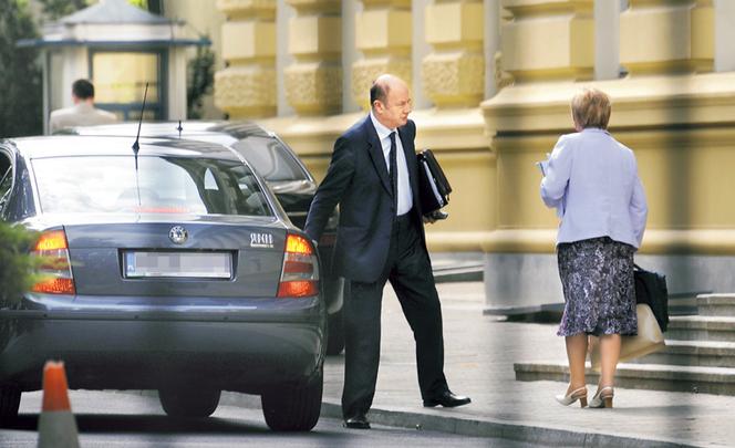 Jacek Rostowski dostał nową limuzynę żeby mieć wygodniej