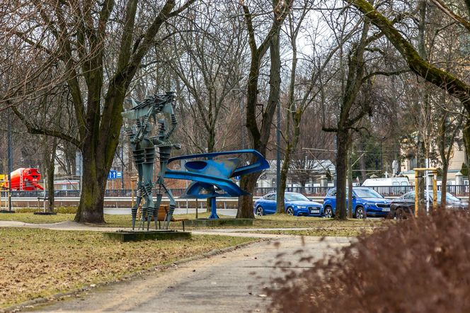 "Galeria samochodowa" w Warszawie na Woli