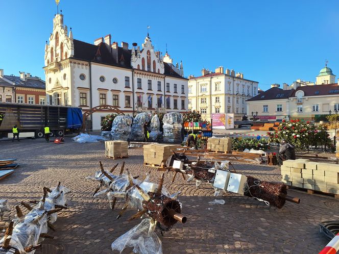 Świąteczne Miasteczko w Rzeszowie już powstaje!