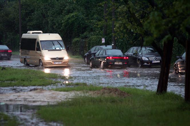 nawałnica nad Warszawą