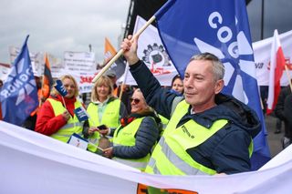 Związkowcy protestują, politycy debatują. PRECOP 2025