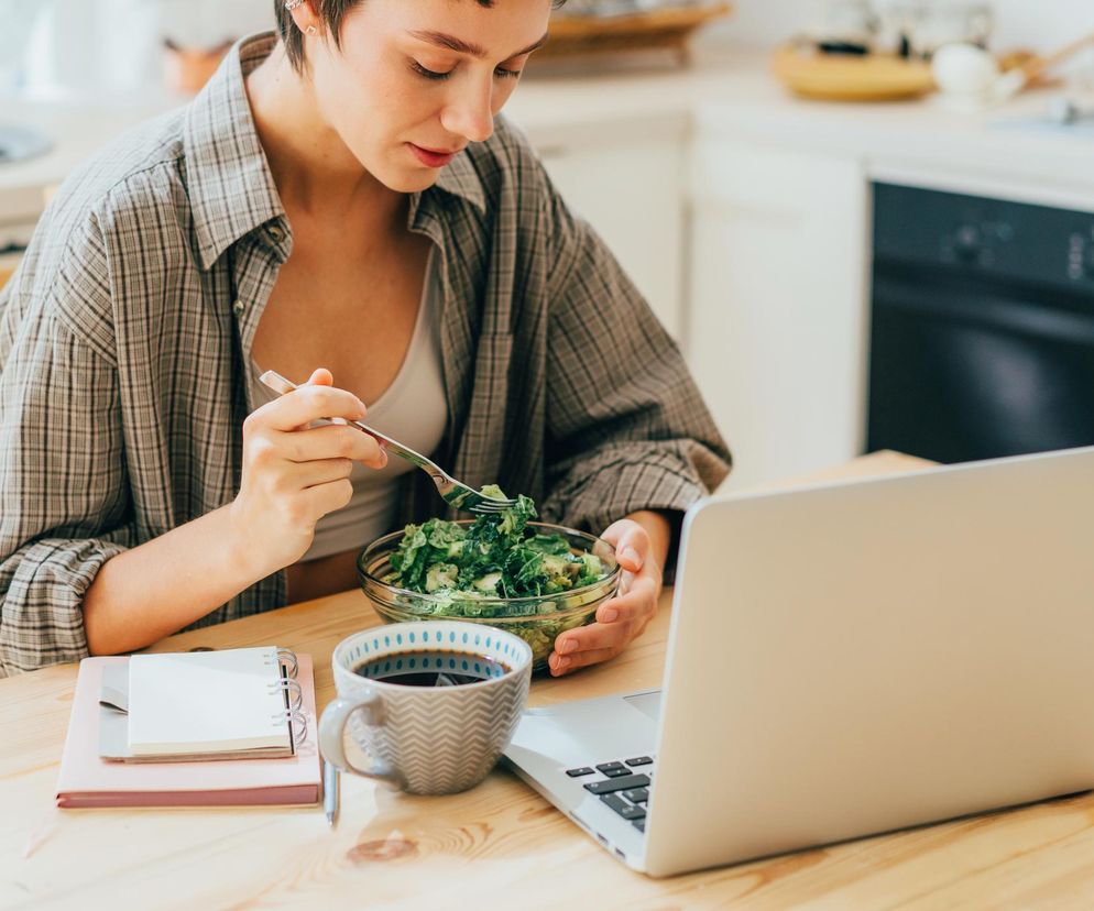 Takie śniadanie to przepis na... przedwczesne starzenie. Więcej po to nie sięgniesz