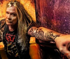 Sebastian Bach (eks-Skid Row) wściekł się na koncercie na jedną z fanek. Nie jestem pieprzoną małpą!