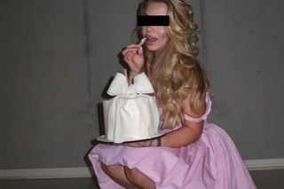 Tak dziewczyna Buddy świętuje urodziny. Youtuber żartobliwie: Kobieta Mafii