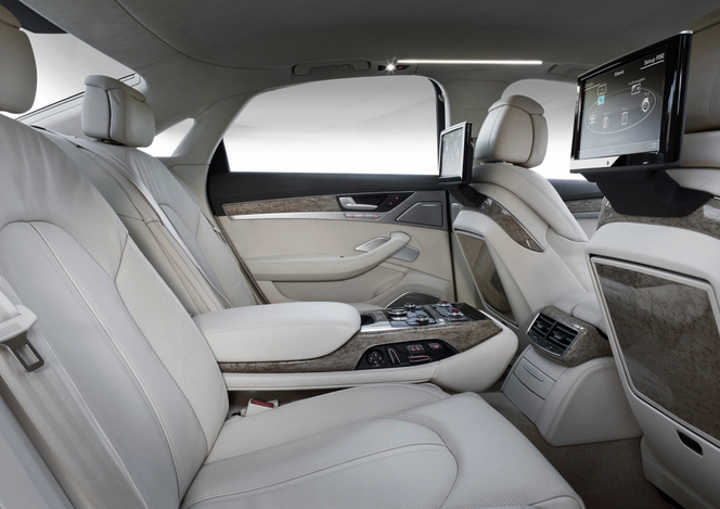 Audi A8 sedan, model 2011