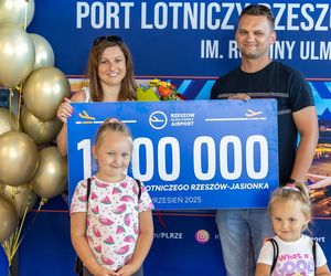 Milionowy pasażer na lotnisku w Jasionce. Najszybciej w historii podkarpackiego portu