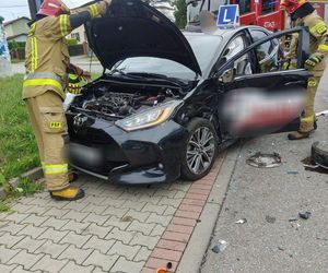 Uparty senior w Jastrzębiu-Zdroju. 78-latkowi dwie kolizje jednego dnia nie odebrały chęci do jazdy samochodem