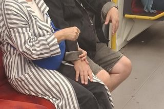 Gabriela Muskala Zbigniew Zamachowski jadą metrem