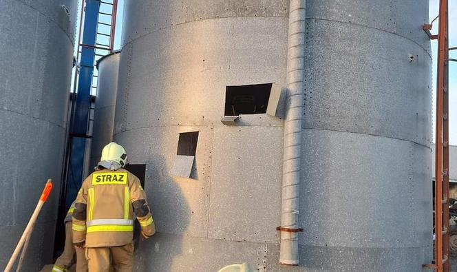 Chciał się wydostać, ale zakopywał się coraz głębiej! Tragiczna śmierć w silosie zbożowym pod Płockiem [ZDJĘCIA]