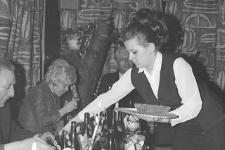 QUIZ PRL. Kultowe przekąski z PRL-u