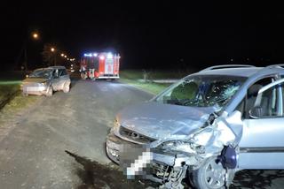 Groźny wypadek koło Włocławka. Kierowcy trafili do szpitala! Służby mają ważny apel