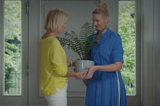 M jak miłość, odcinek 1821. Dorota (Iwona Rejzner), Jagoda (Katarzyna Kołeczek)