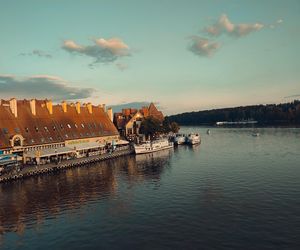 Mikołajki to mazurska Wenecja. Przyciągają turystów z całego świata