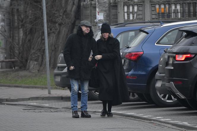 Amant zabrał żonę na pączki 