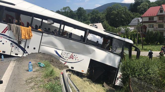 Wypadek autokaru...