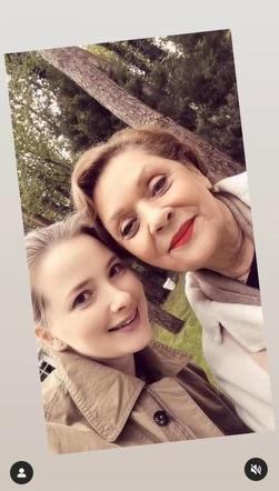 Barwy szczęścia na planie nowy sezon. Sofia (Valeri Guliaieva), Józefina Rawicz (Elżbieta Jarosik)