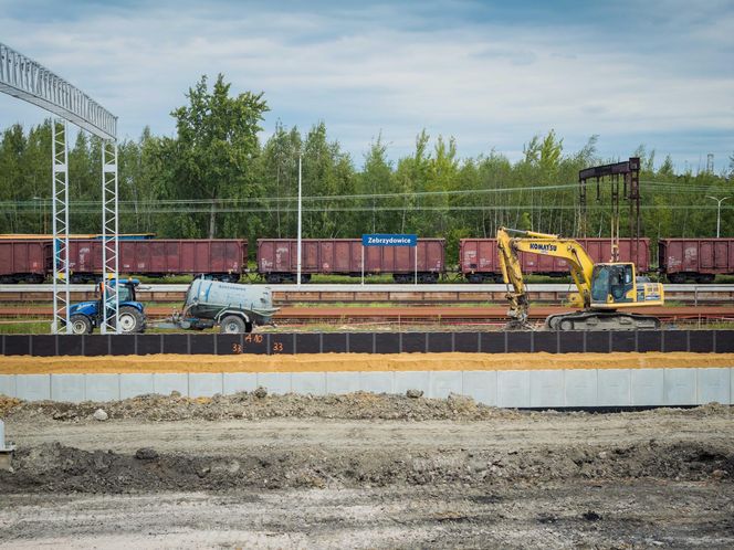 Gigantyczna inwestycja PKP w Zebrzydowicach. Pociągi pojadą szybciej po 600-metrowym moście