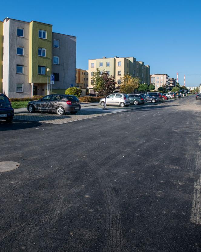 Nowa nawierzchnia, chodniki i zieleń. Kiedy skończy się remont ulicy Wojewódzkiej?