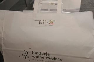 Wielkanoc bez samotności. Pomoże Fundacja Wolne Miejsce