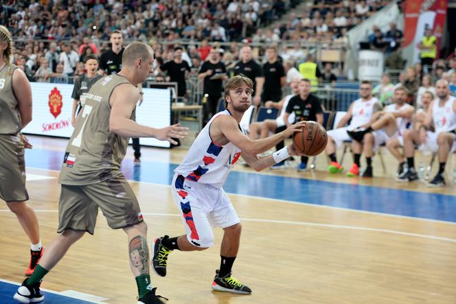 Gwiazdy na meczu Gortat Team - Wojsko Polskie 