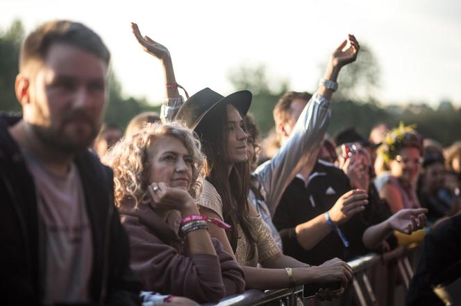 2. Dzień OFF Festivalu w Katowicach: Wzruszenie Edyty Bartosiewicz, niezapomniany koncert Grace Jones