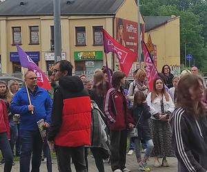 Protest kobiet Ani jednej więcej! w Kielcach (14 czerwca 2023)