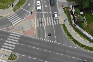 Policjanci polowali z drona na pieszych i rowerzystów