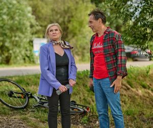 Na Wspólnej odc. 4086. Teresa Boska (Sylwia Wysocka), Edward (Wojciech Skibiński)