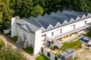 Fronton w gablocie i zębate tarczownice. Prawie 60 lat temu Warszawa zyskała muzeum, jakiego nie miał nikt - Muzeum Plakatu