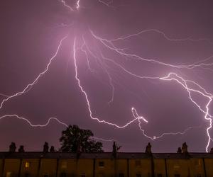 Burze nad Polską. Są ostrzeżenia przed niebezpieczną pogodą! 