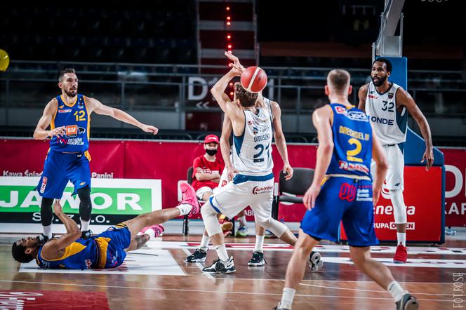 Twarde Pierniki Toruń - Arged BM Stal Ostrów Wlkp., zdjęcia z Areny Toruń 