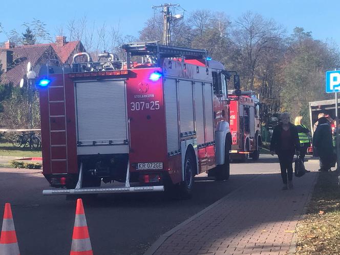 Pożar w szkole podstawowej w Zielonkach.Trwa ewakuacja [ZDJĘCIA]