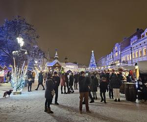 Jarmark Bożonarodzeniowy 2023 na rzeszowskim Rynku