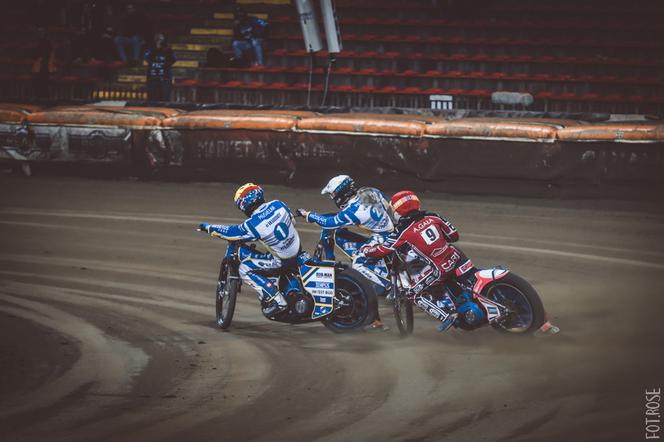 Car Gwarant Kapi Meble Budex Start Gniezno - eWinner Apator Toruń 46:44 - zdjęcia z meczu