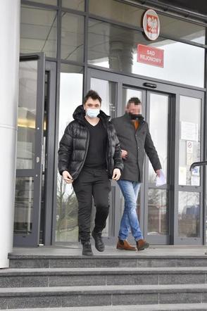 Zenek Martyniuk dowiózł syna do sądu