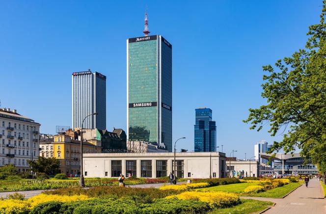 Koniec warszawskiego Marriota. Słynny hotel w centrum stolicy zmienia nazwę. W tle spór o pieniądze