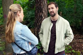 Barwy szczęścia, odc. 2724: Renata (Ania Mrozozwska), Marcin Kodur (Oskar Stoczyński) 