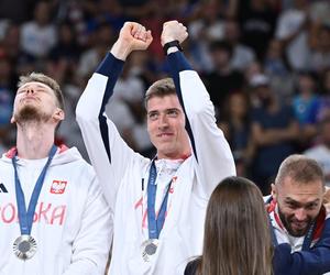 To ósmy medal olimpijski dla Polski z grach zespołowych! Srebro zdobi piersi siatkarzy!