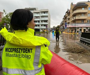 W Elblągu wylała rzeka. Wprowadzono stan pogotowia przeciwpowodziowego. „Każdy z nas się boi”