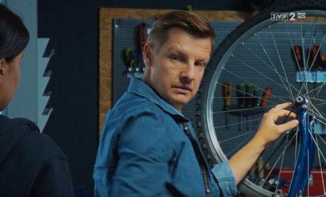 M jak miłość odc. 1624. Paweł (Rafał Mroczek), Majka (Laura Samojłowicz)