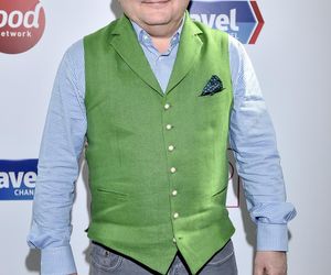 Robert Makłowicz kończy 62 lata. Mało kto wie, że na własnym ślubie nic nie rozumiał. Ujawniamy tajemnice słynnego kucharza