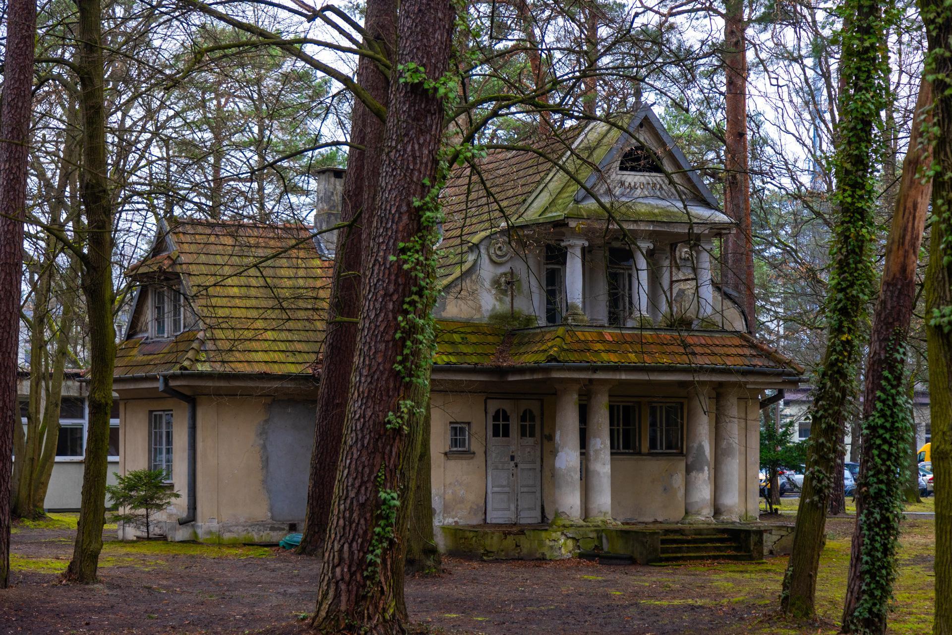 Konstancin-Jeziorna. Opuszczone wille - zobacz zdjęcia rezydencji, które kiedyś zachwycały