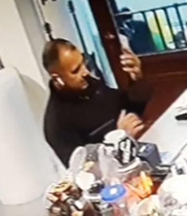 Łódź: Mały Pikachu UKRADŁ ze sklepu muzycznego ukulele. Pokemon nie działał sam! 