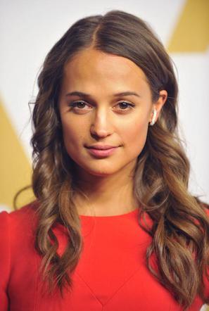 Alicia Vikander
