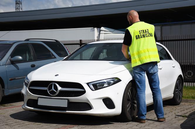 Mercedes-Benz A 180 zatrzymany na granicy w Dorohusku