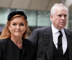 Książę Andrzej przestał być księciem, ale zamieszka w innej willi! Fergie ucieknie za granicę?