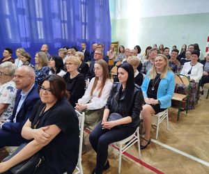 Uroczystość jubileuszowa w siedleckiej Dziesiątce była okazją do wspomnień